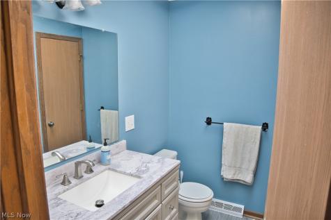 2758 Parkplace Drive Uniontown OH 44685