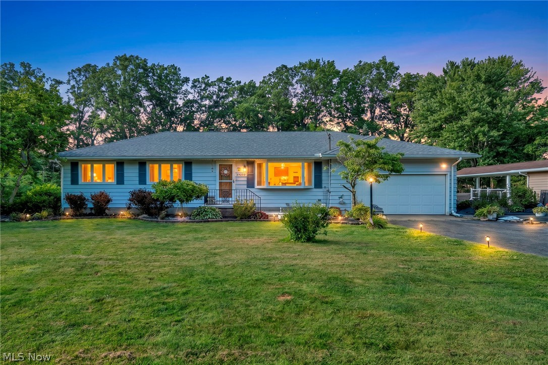 39550 Calann Drive Elyria OH 44035