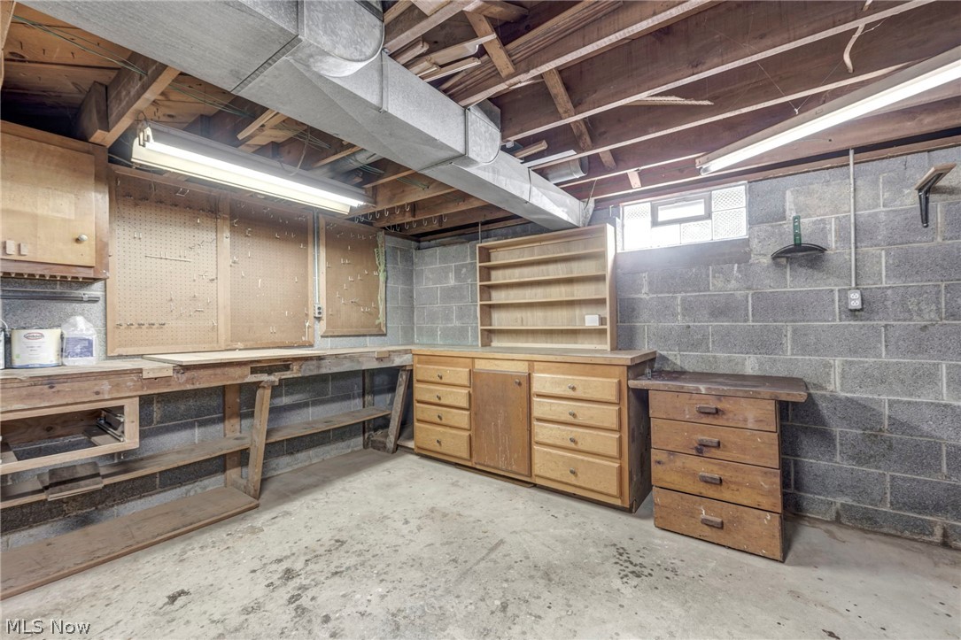 39550 Calann Drive Elyria OH 44035