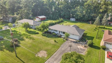39550 Calann Drive Elyria OH 44035