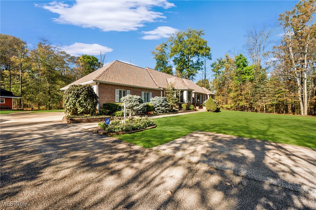 10885 Scranton Woods Trail Newbury OH 44065