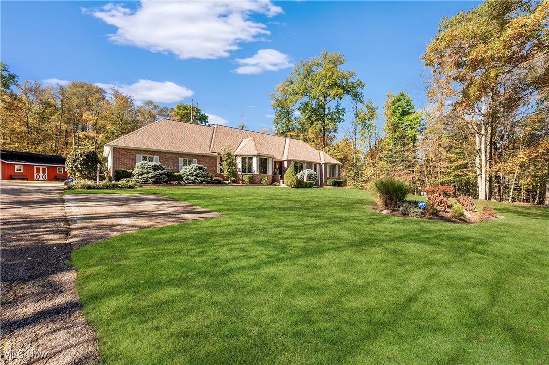 10885 Scranton Woods Trail Newbury OH 44065