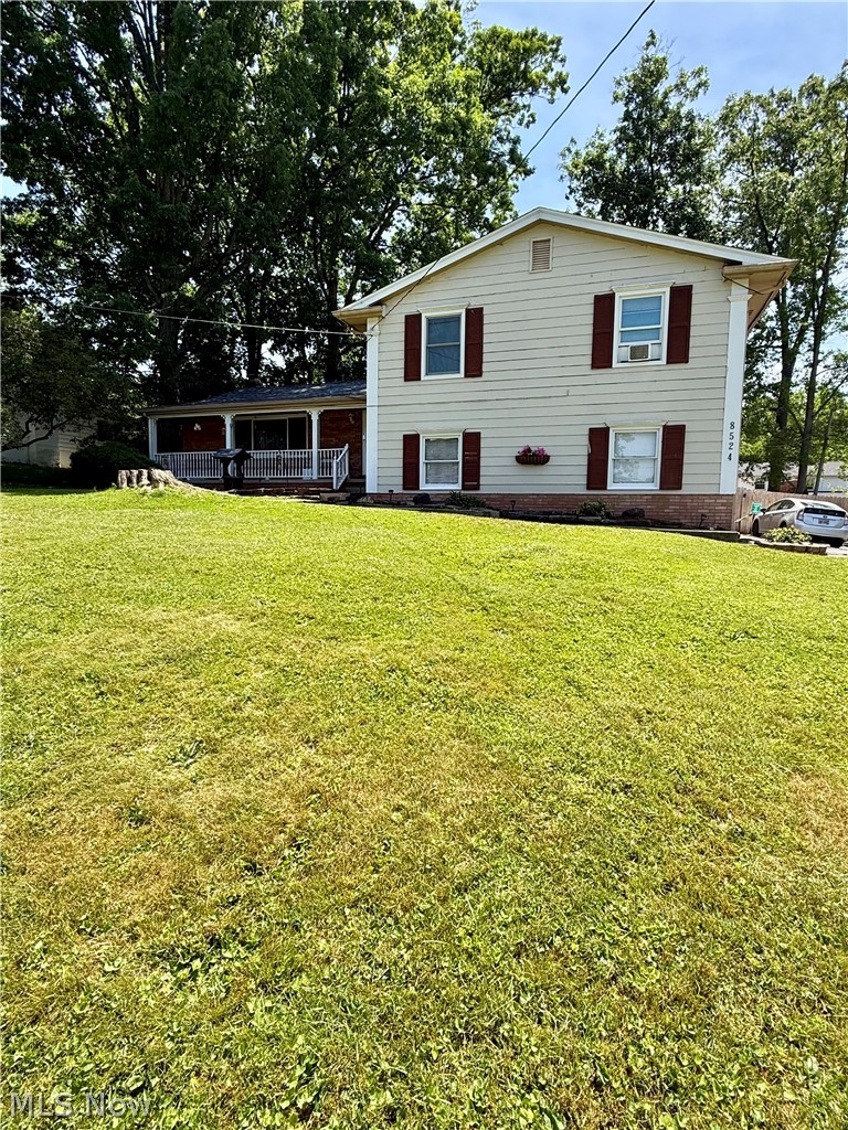 8524 Sleepy Hollow Drive NE Warren OH 44484