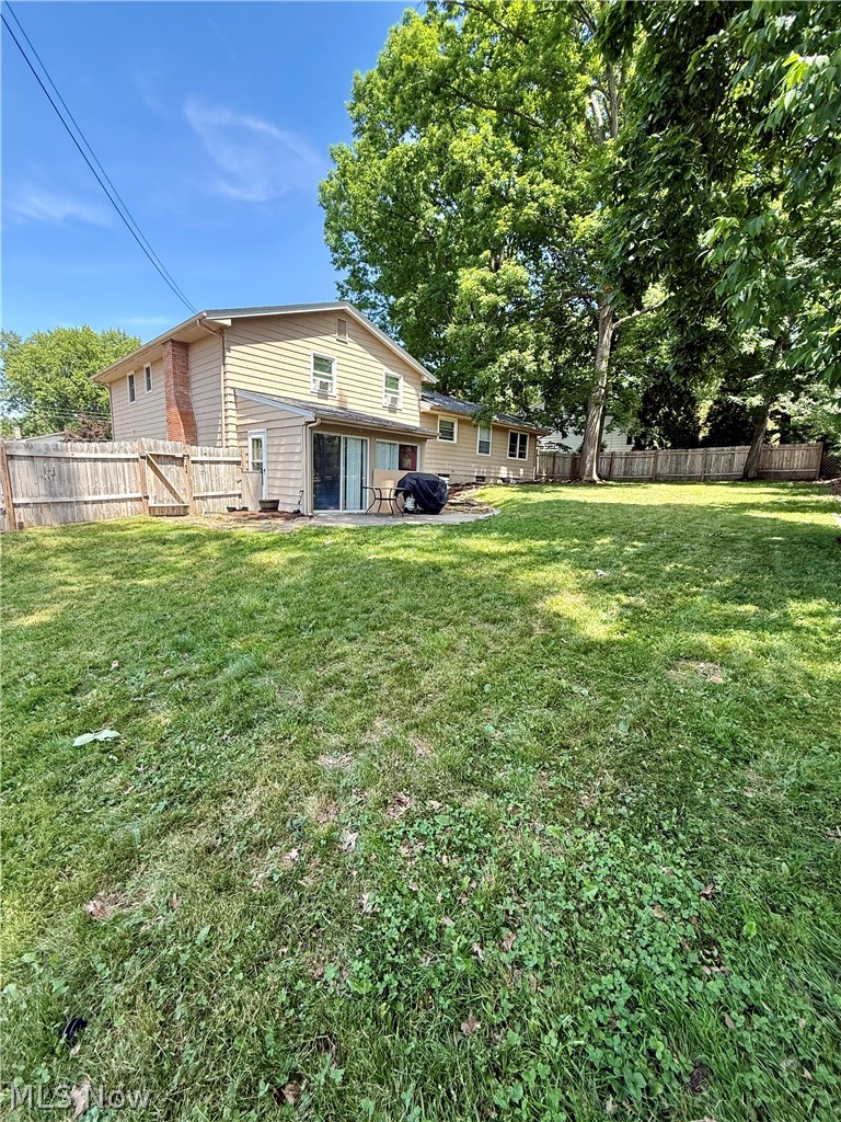 8524 Sleepy Hollow Drive NE Warren OH 44484