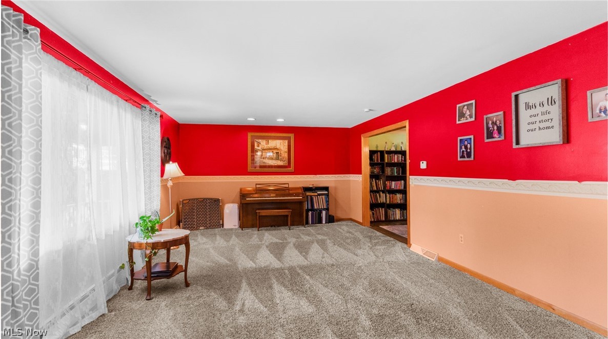 8524 Sleepy Hollow Drive NE Warren OH 44484