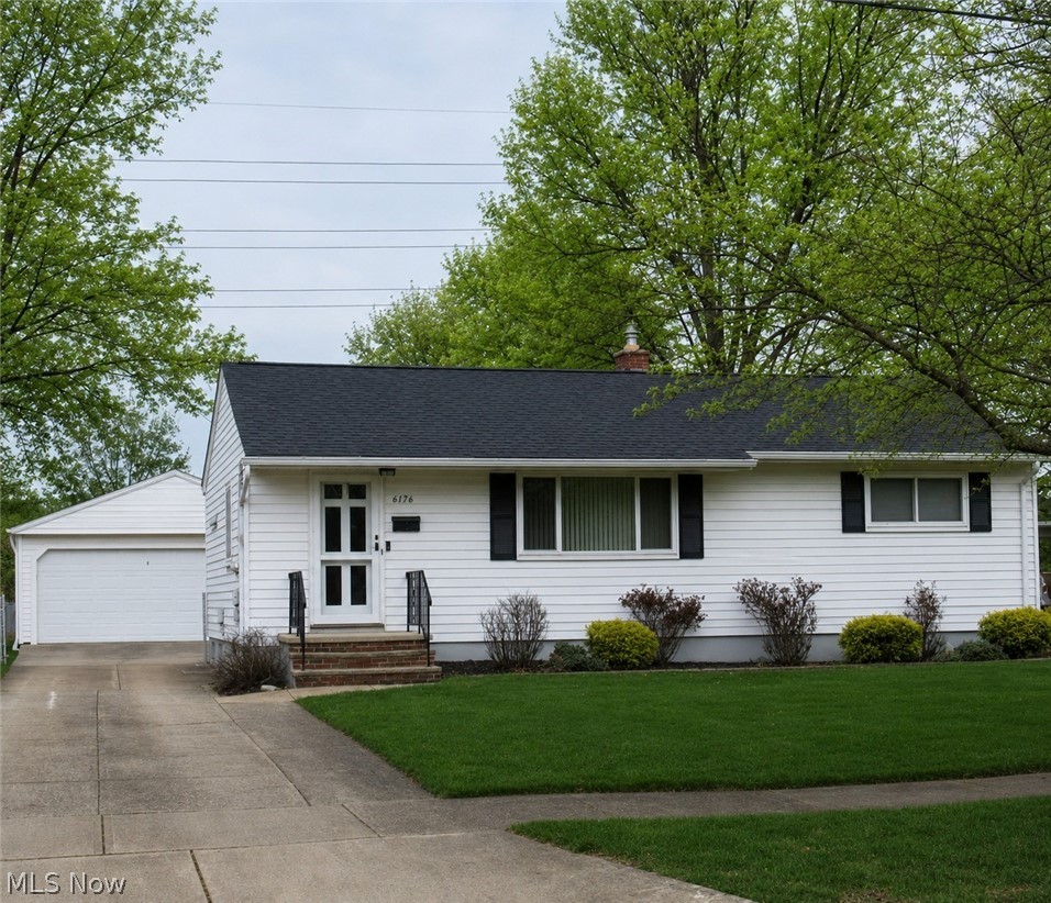 6176 Sylvia Drive Brook Park OH 44142