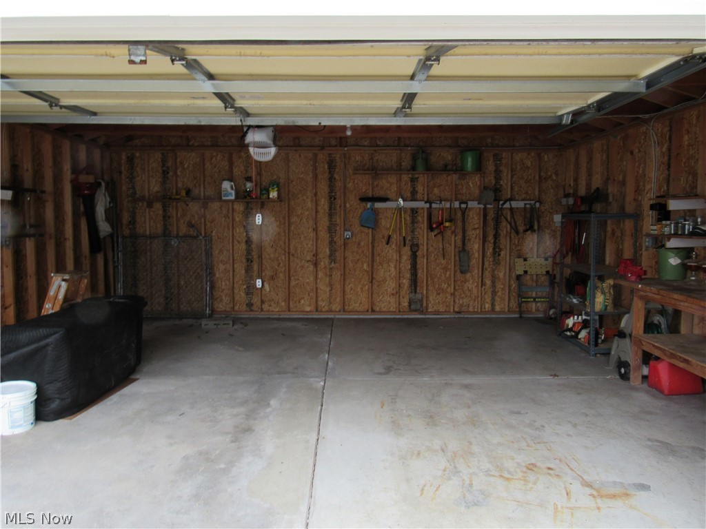 6176 Sylvia Drive Brook Park OH 44142