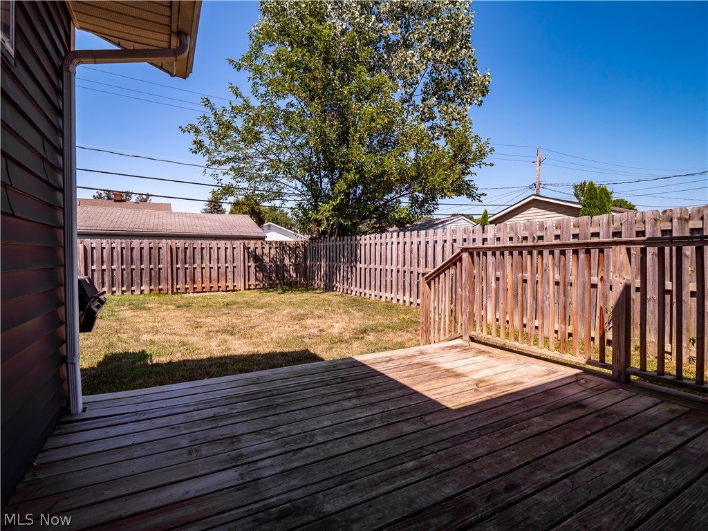 19506 Marwood Avenue Cleveland OH 44135