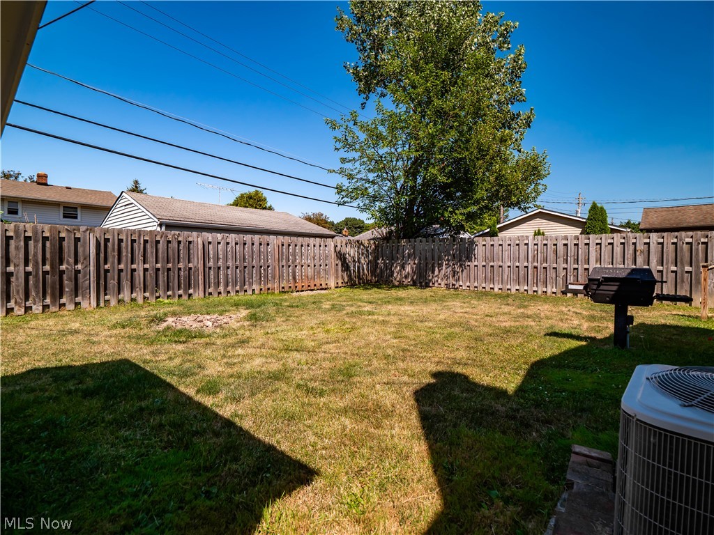 19506 Marwood Avenue Cleveland OH 44135