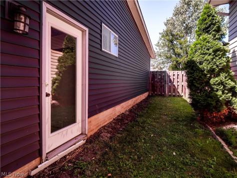 19506 Marwood Avenue Cleveland OH 44135