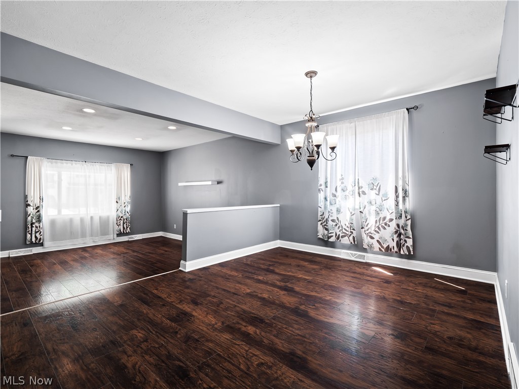 19506 Marwood Avenue Cleveland OH 44135