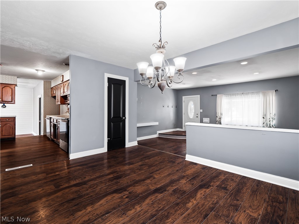 19506 Marwood Avenue Cleveland OH 44135