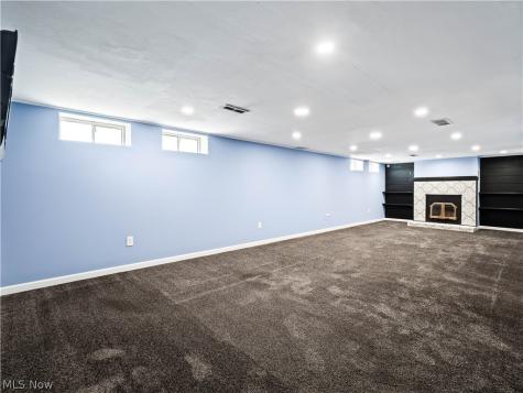 19506 Marwood Avenue Cleveland OH 44135
