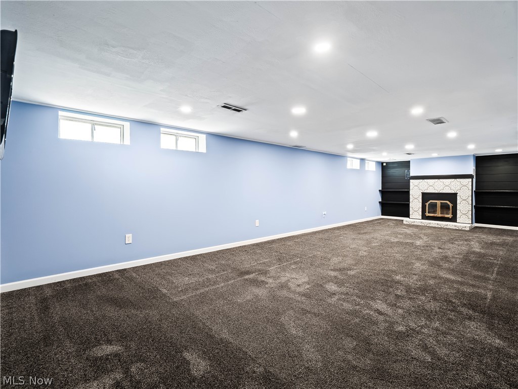19506 Marwood Avenue Cleveland OH 44135