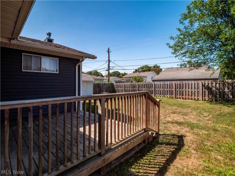 19506 Marwood Avenue Cleveland OH 44135