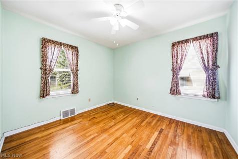30424 Fern Drive Willowick OH 44095