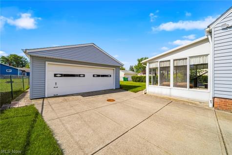 30424 Fern Drive Willowick OH 44095