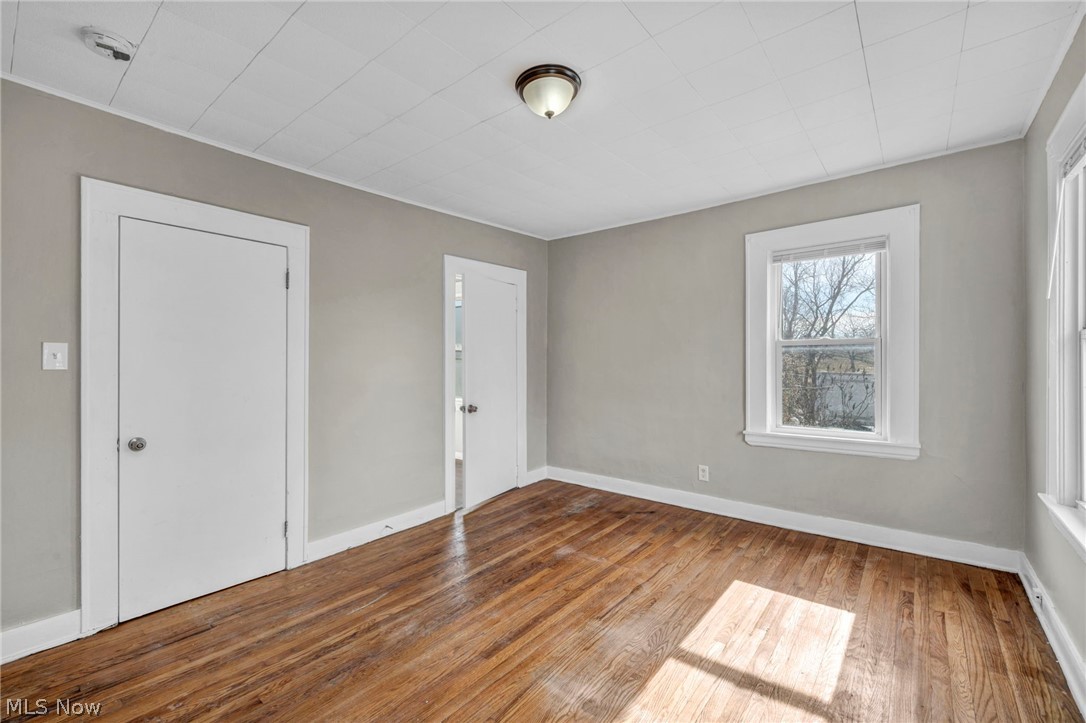 18526 Underwood Avenue Cleveland OH 44119