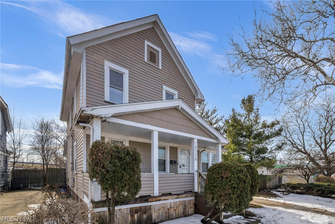 18526 Underwood Avenue Cleveland OH 44119