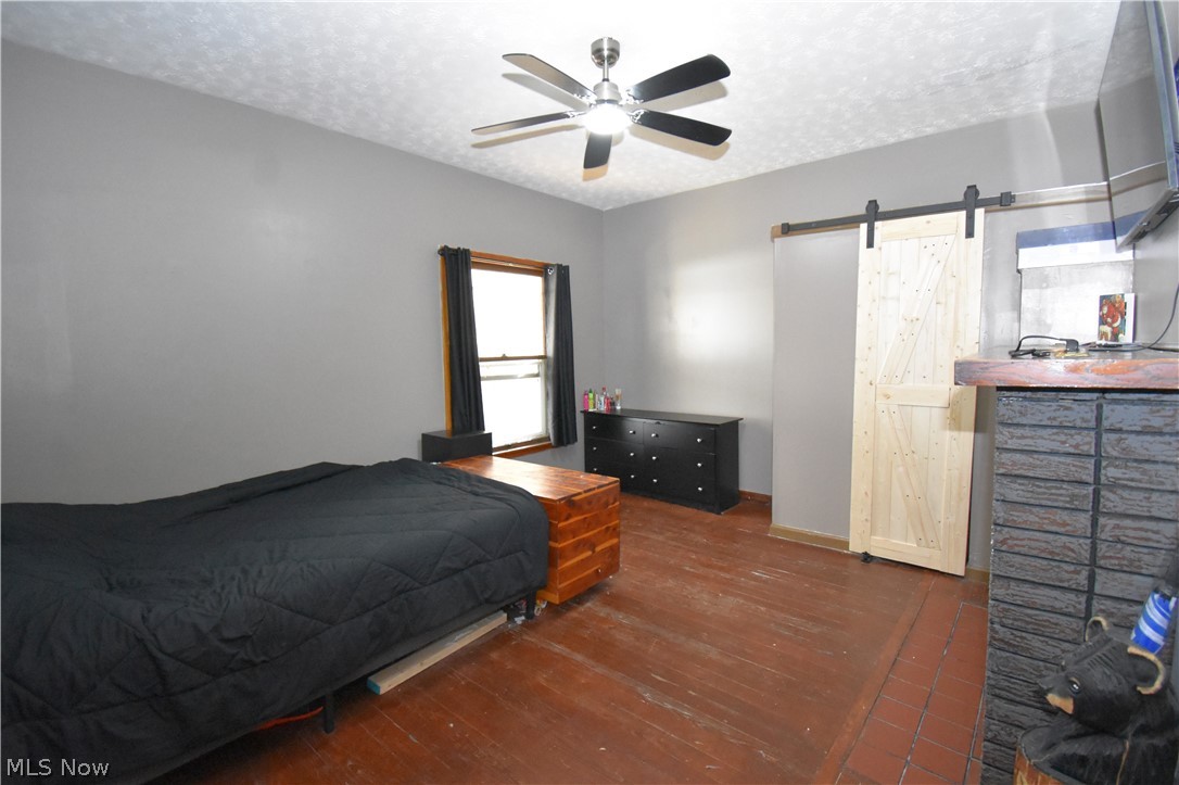 29 Stewart Street Struthers OH 44471