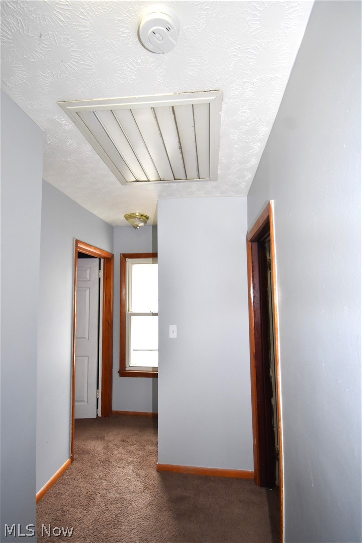 29 Stewart Street Struthers OH 44471
