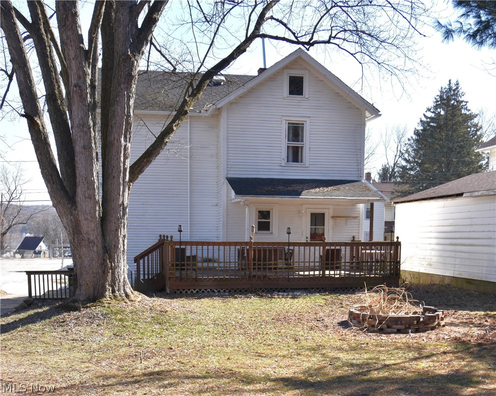 29 Stewart Street Struthers OH 44471