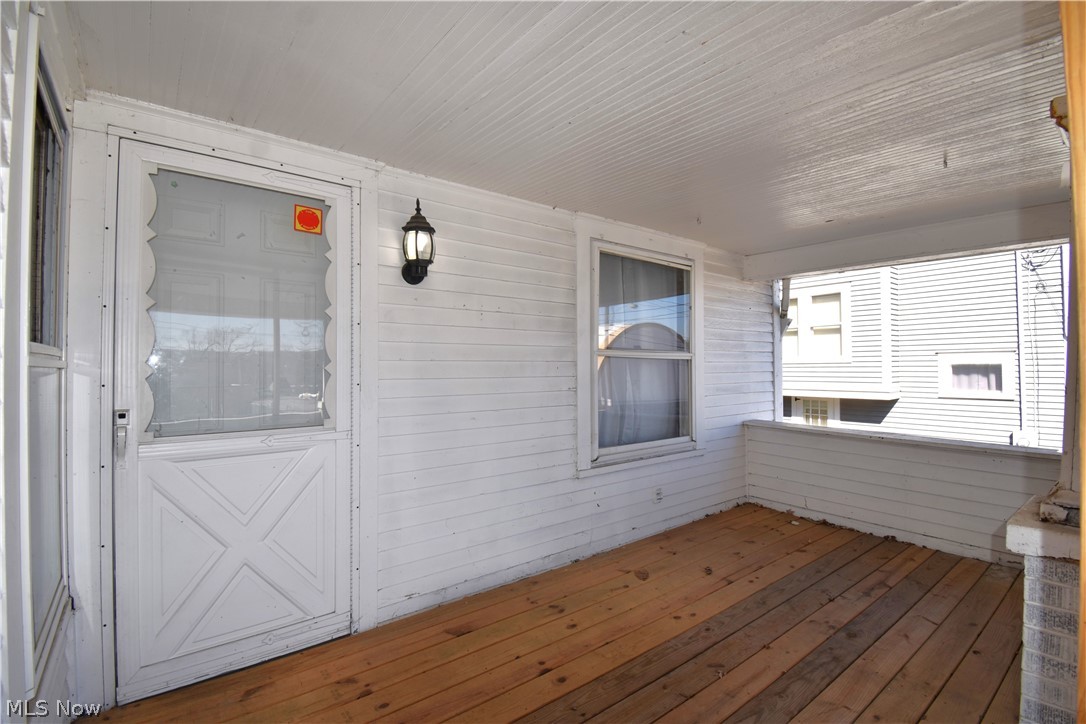 29 Stewart Street Struthers OH 44471