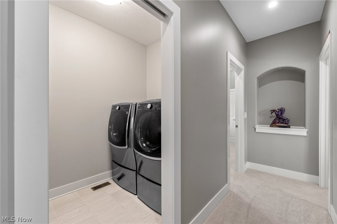 435 Dunwoody Drive Aurora OH 44202