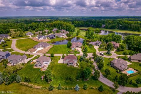 435 Dunwoody Drive Aurora OH 44202