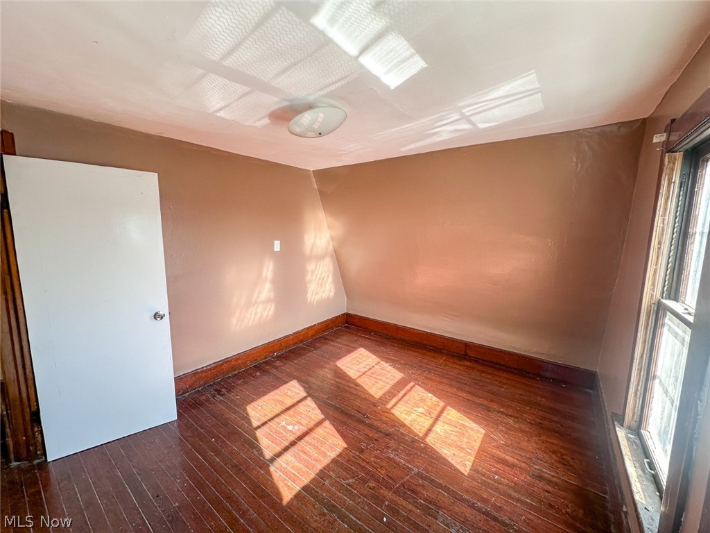 14812 Westropp Avenue Cleveland OH 44110
