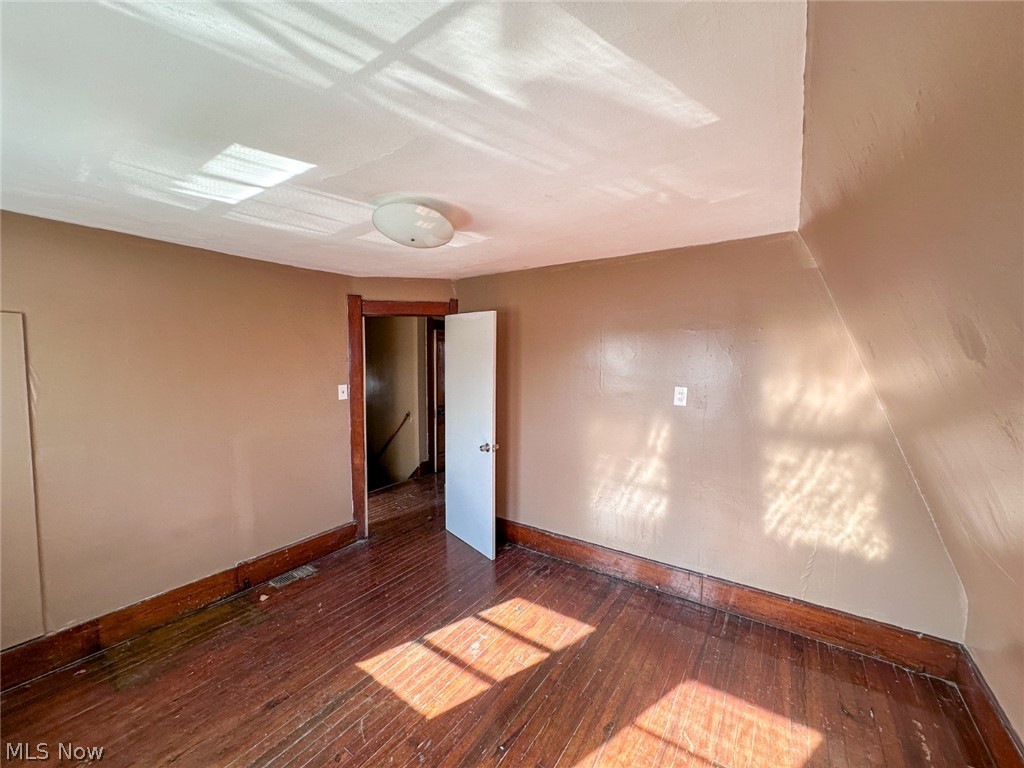 14812 Westropp Avenue Cleveland OH 44110
