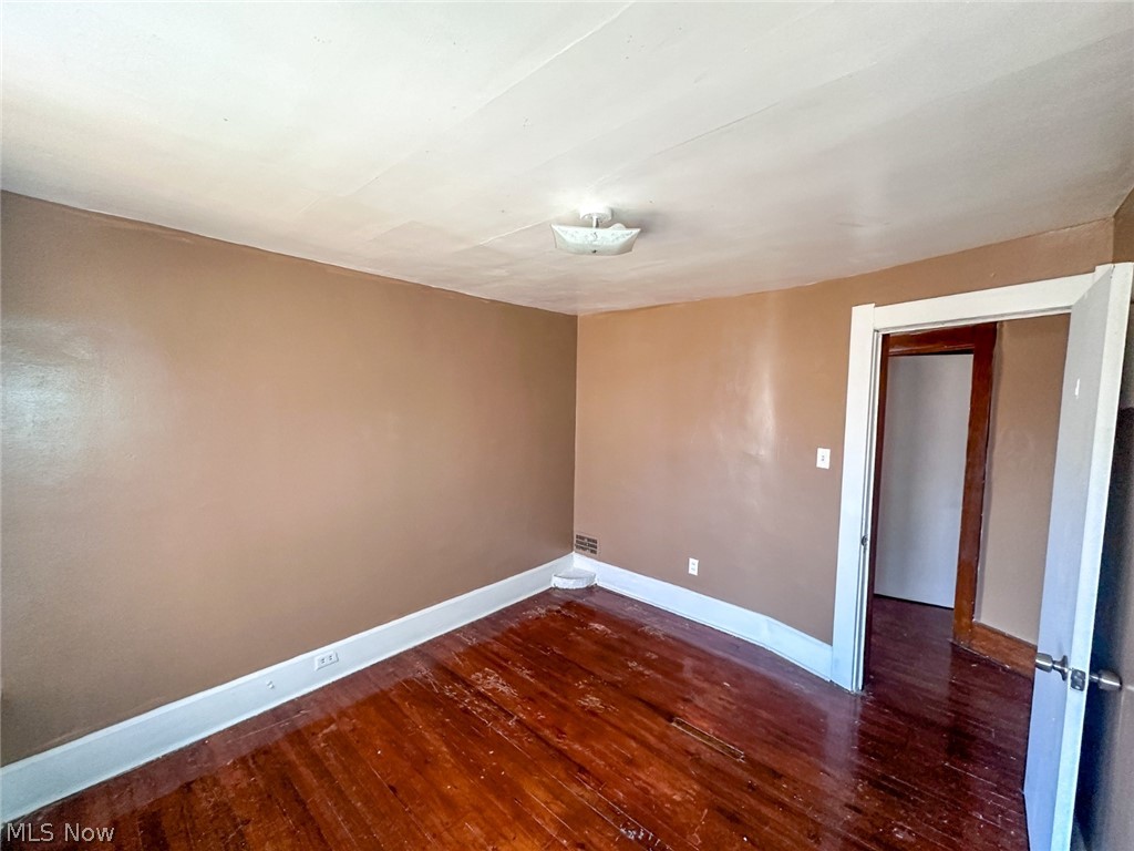 14812 Westropp Avenue Cleveland OH 44110