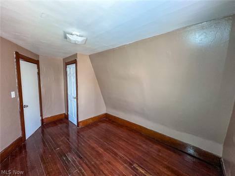 14812 Westropp Avenue Cleveland OH 44110