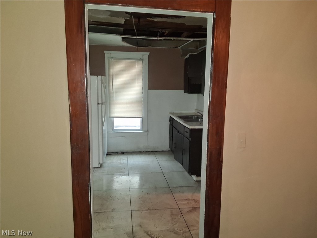 14812 Westropp Avenue Cleveland OH 44110