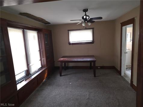 14812 Westropp Avenue Cleveland OH 44110