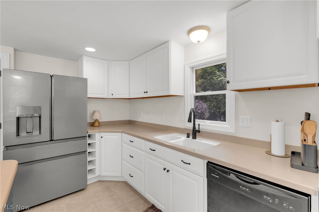155 Cheyenne Trail Malvern OH 44644