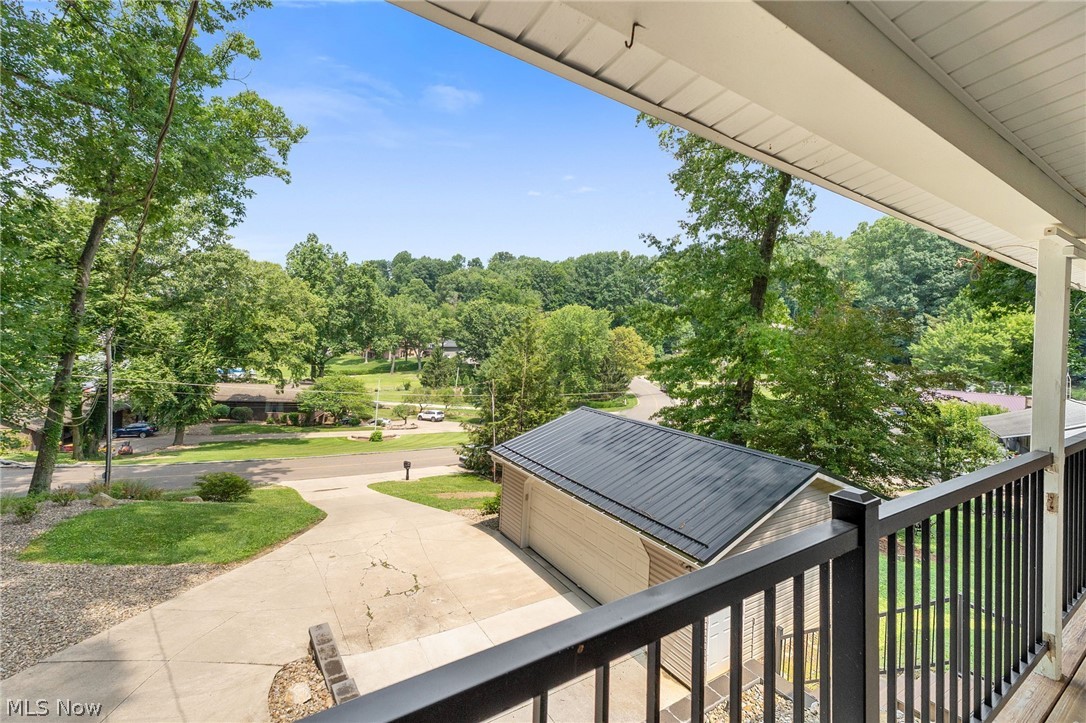 155 Cheyenne Trail Malvern OH 44644