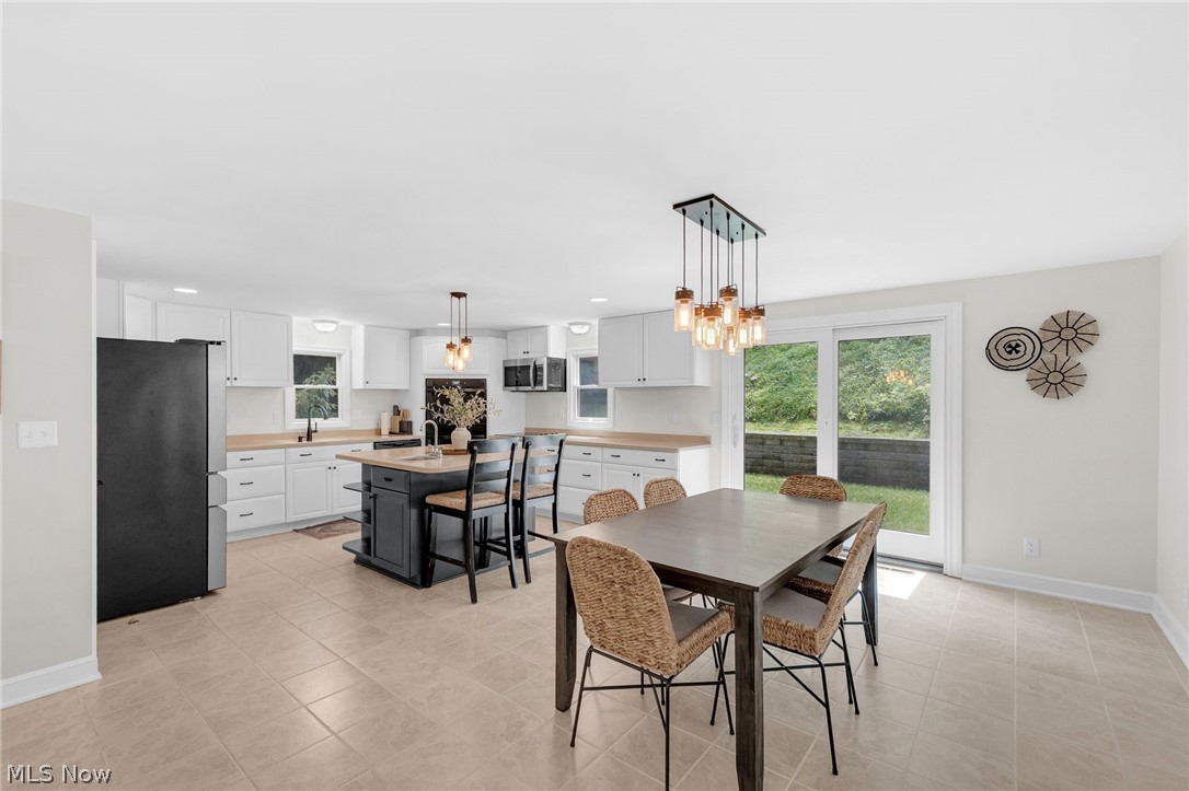 155 Cheyenne Trail Malvern OH 44644