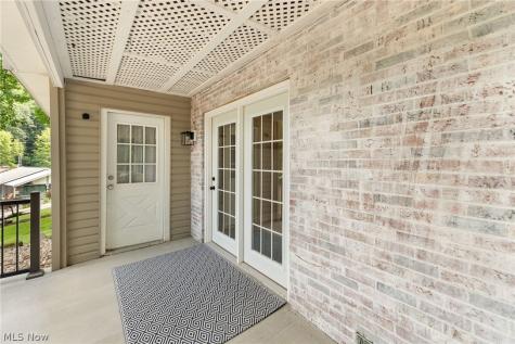 155 Cheyenne Trail Malvern OH 44644