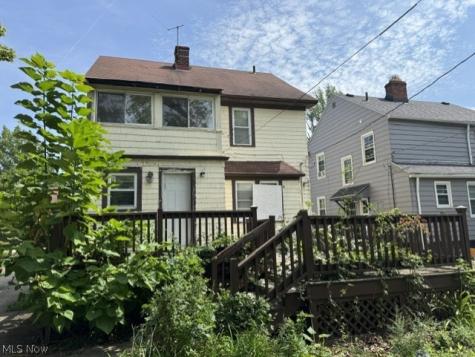 990 Pembrook Road Cleveland Heights OH 44121