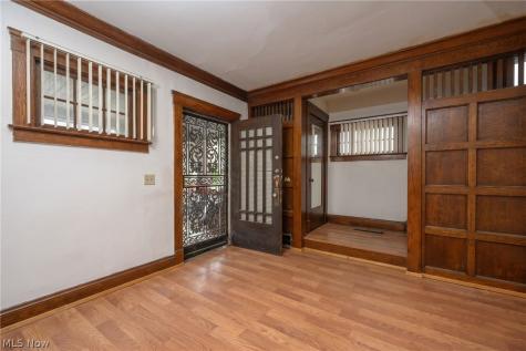12521 Arlington Avenue Cleveland OH 44108