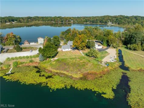 7532 State Route 43 Kent OH 44240