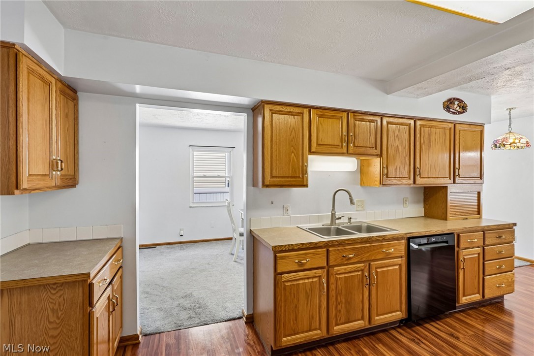 1081 Madrid Drive Akron OH 44313