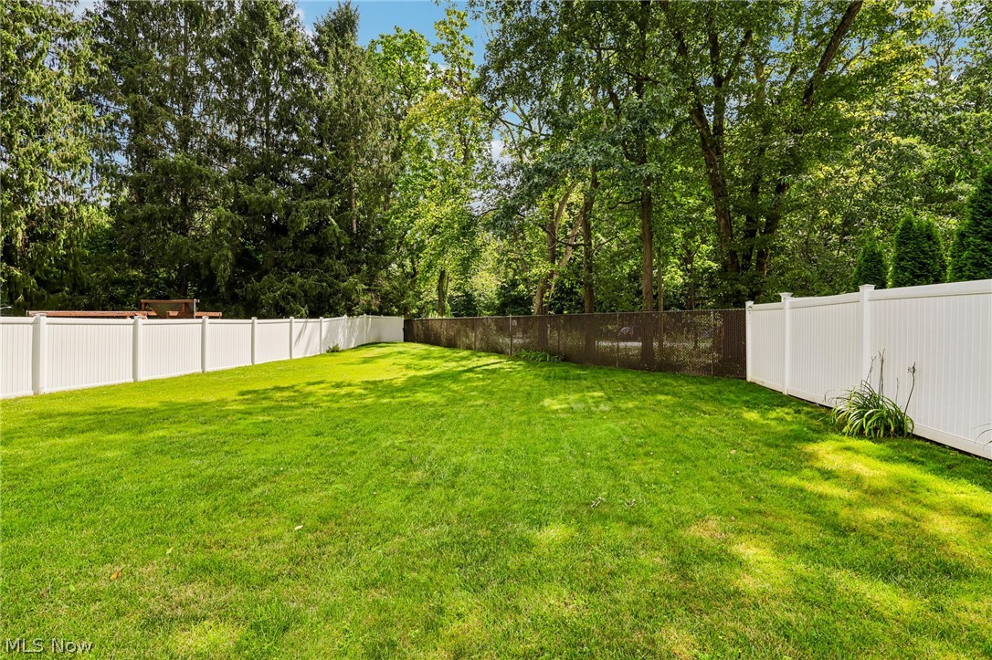 1081 Madrid Drive Akron OH 44313