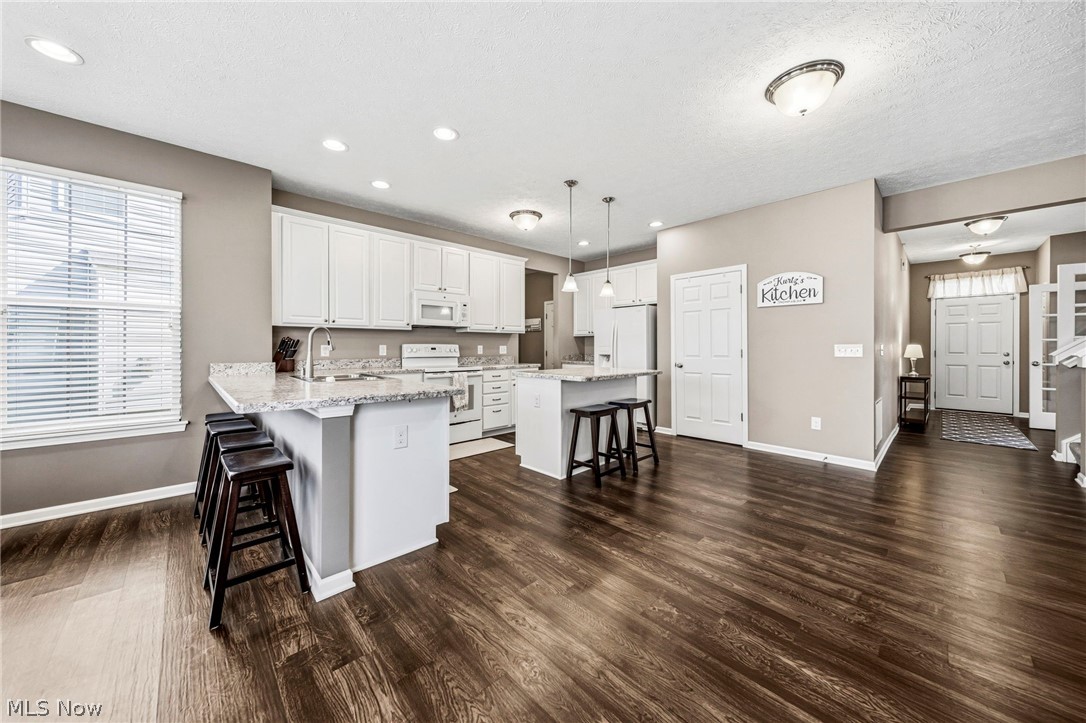 12169 Edgehill Oval Strongsville OH 44149