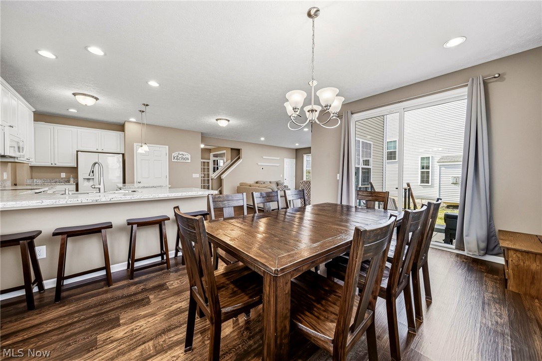 12169 Edgehill Oval Strongsville OH 44149