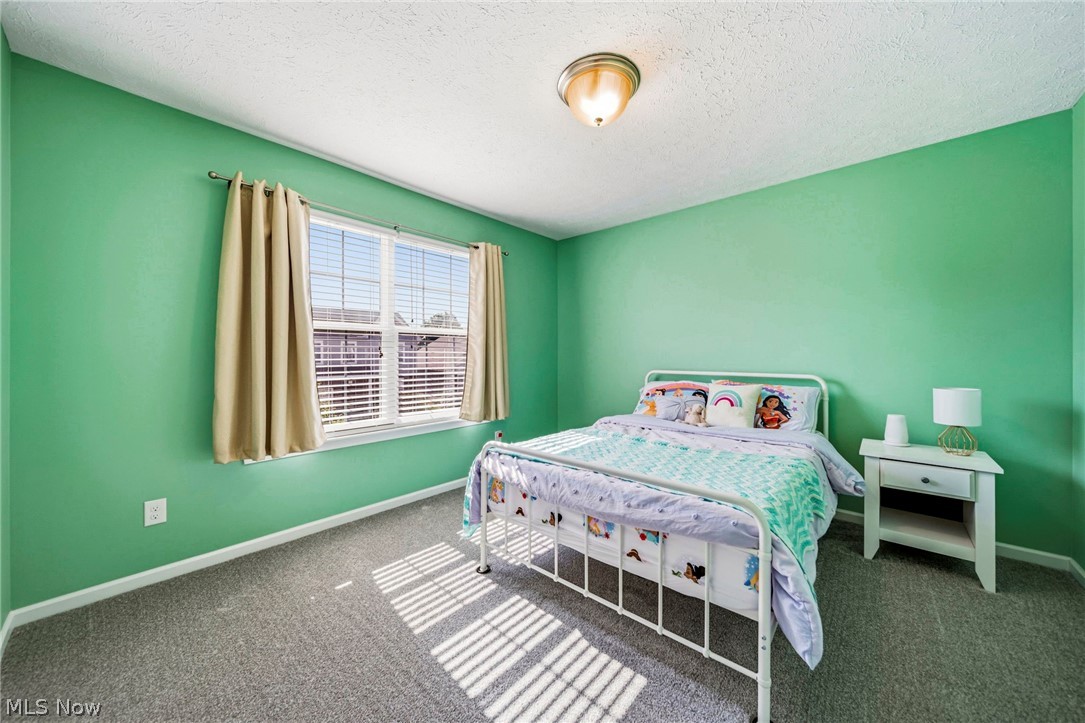 12169 Edgehill Oval Strongsville OH 44149