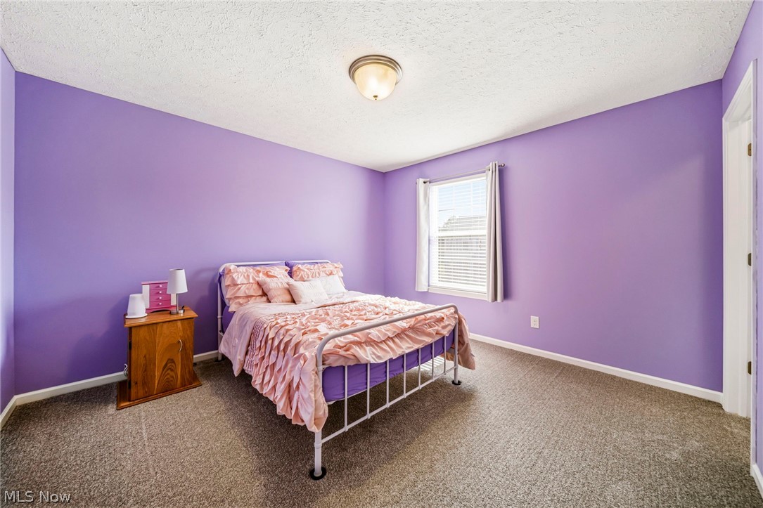 12169 Edgehill Oval Strongsville OH 44149
