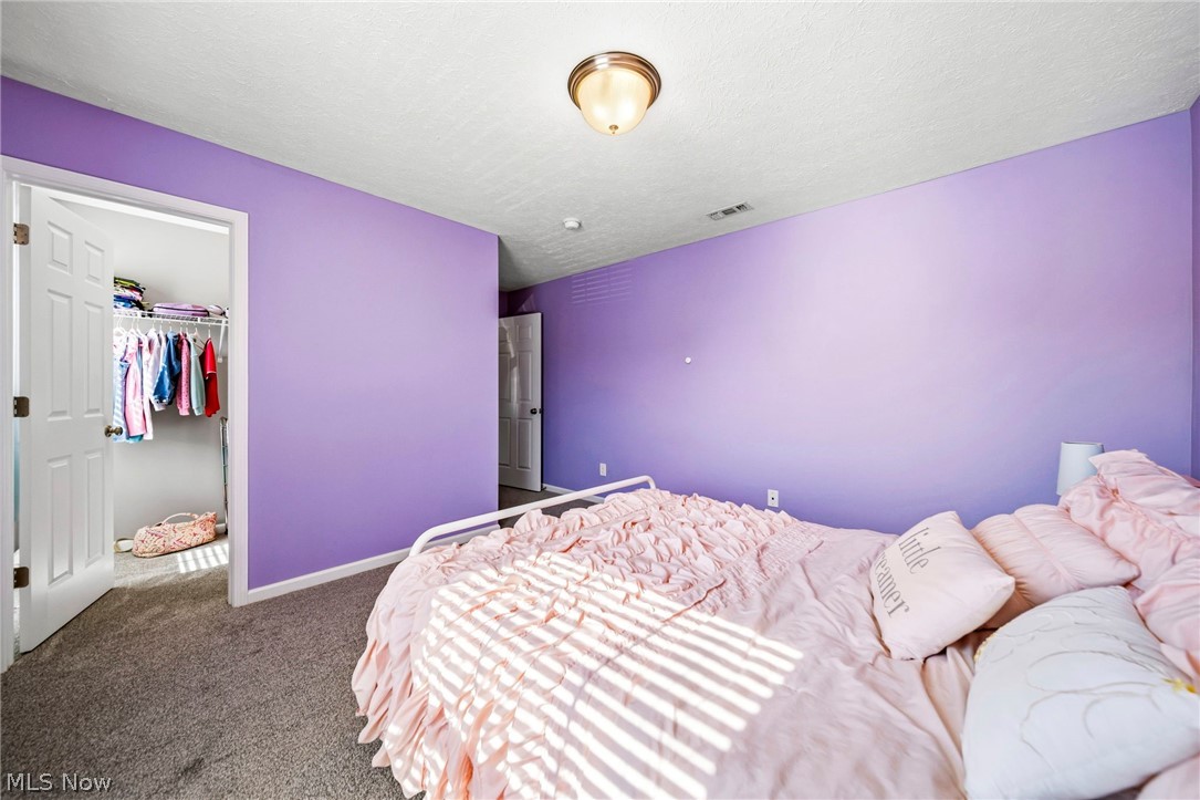 12169 Edgehill Oval Strongsville OH 44149