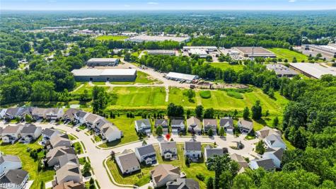 12169 Edgehill Oval Strongsville OH 44149